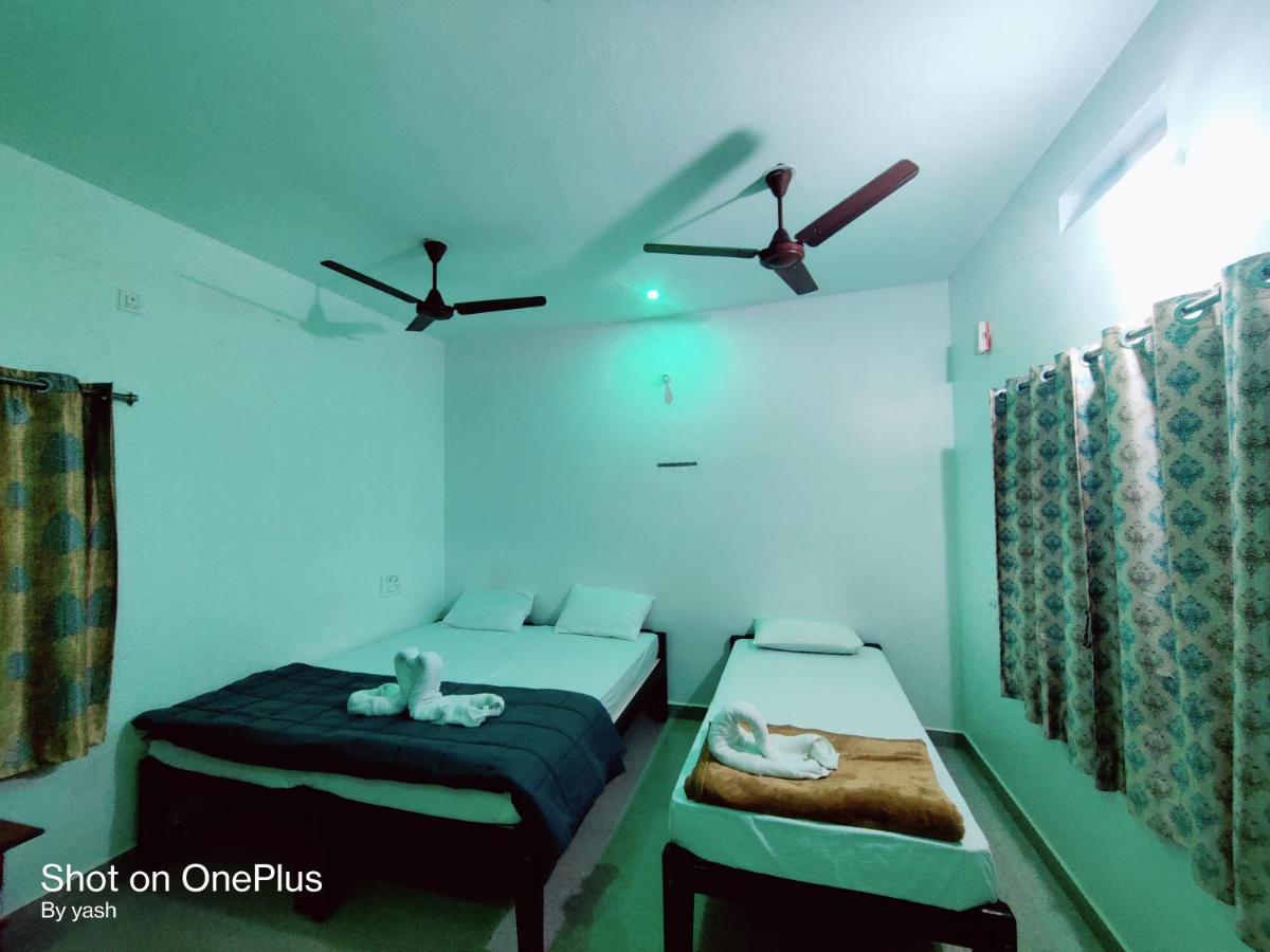 Surya Cafe And Stay Sea View Gokarna  Exterior foto